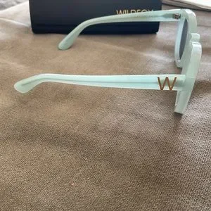 Wildfox | Accessories | Wildfox Classic Deluxe Sunglasses  display picture 1